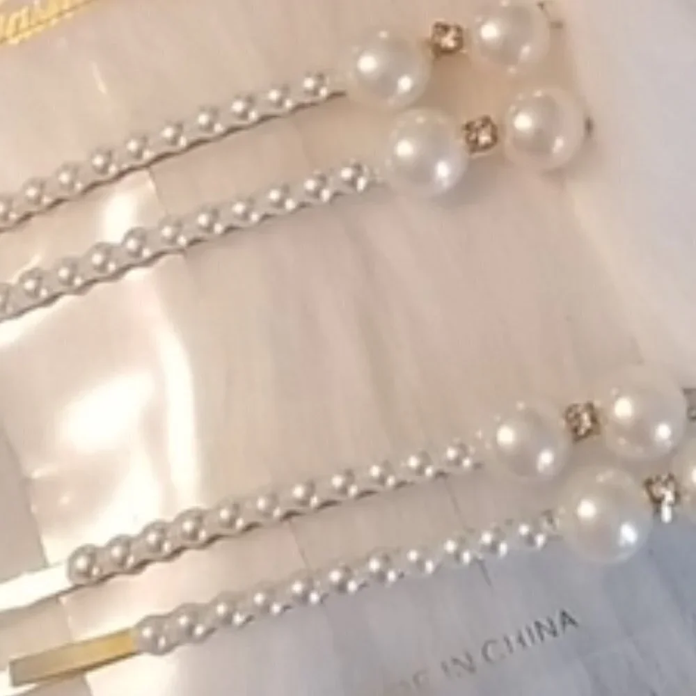 CUTE HAIR PINS